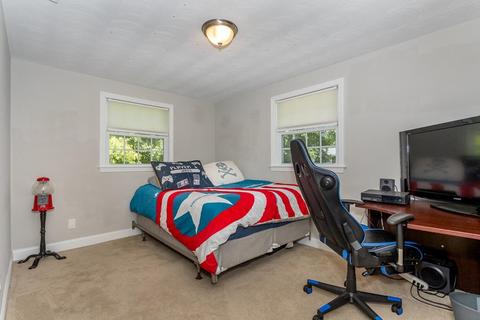 8 Edith Rd, Framingham, MA 01701 photo 13