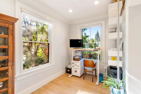 142 Fuller St #2, Brookline, MA 02446 photo 15