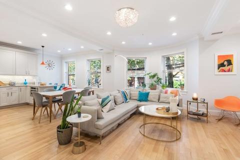 142 Fuller St #2, Brookline, MA 02446 photo 2