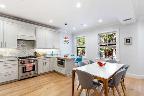 142 Fuller St #2, Brookline, MA 02446 photo 4