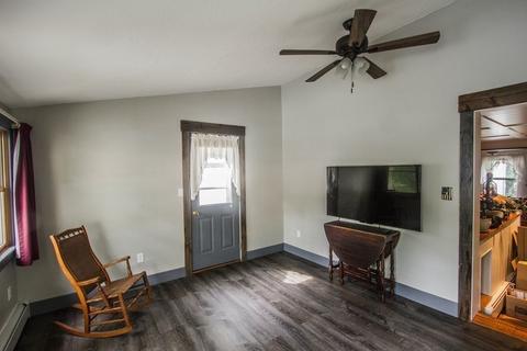8 Chapel St, Ashburnham, MA 01430 photo 6