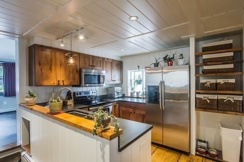 8 Chapel St, Ashburnham, MA 01430 photo 22