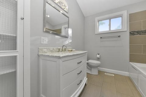215 Washington St, Reading, MA 01867 photo 14