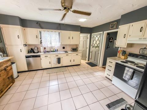 77 Olean St, Worcester, MA 01602 photo 34