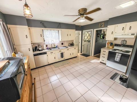 77 Olean St, Worcester, MA 01602 photo 35