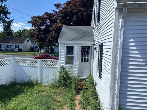 251 Plumtree Rd, Springfield, MA 01118 photo 12