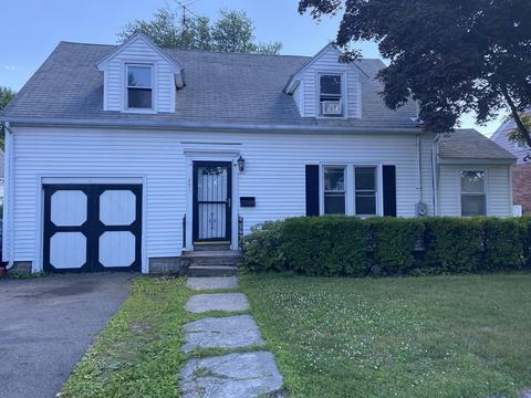 251 Plumtree Rd, Springfield, MA 01118 photo 1