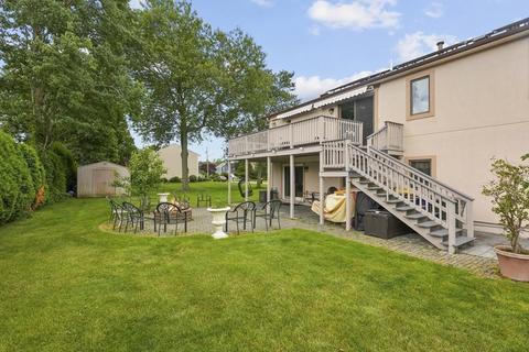 137 Ridgecrest Rd, Fall River, MA 02720 photo 30