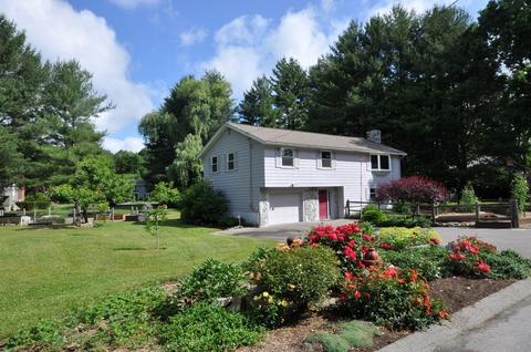 9 Pond View Dr, Acton, MA 01720 photo 1