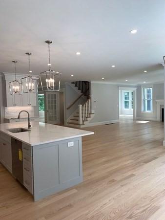 129 Centre St, Dover, MA 02030 photo 5
