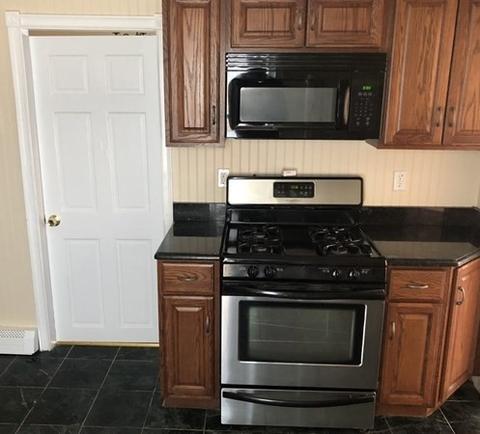 19 Lodi St, Worcester, MA 01608 photo 3
