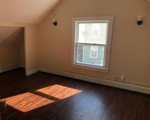 19 Lodi St, Worcester, MA 01608 photo 8