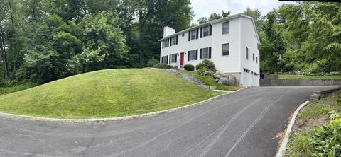 2 Stone Ter, Natick, MA 01760 photo 4