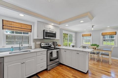 43 Sylvan Rd, Lancaster, MA 01523 photo 3