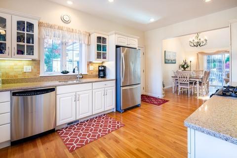 7 Miller Cir, Mashpee, MA 02649 photo 4