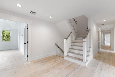17 Centre St, Dover, MA 02030 photo 19