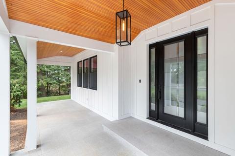 17 Centre St, Dover, MA 02030 photo 2