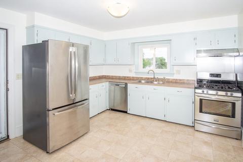 448 Slade St, Fall River, MA 02720 photo 8