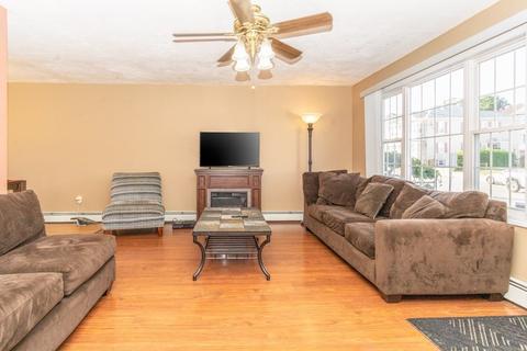 2059 Pleasant St, Fall River, MA 02723 photo 8