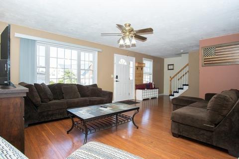 2059 Pleasant St, Fall River, MA 02723 photo 7