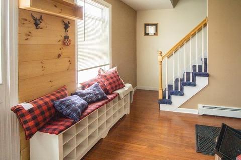 2059 Pleasant St, Fall River, MA 02723 photo 6