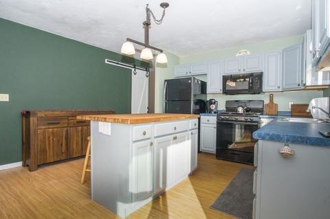 2059 Pleasant St, Fall River, MA 02723 photo 11