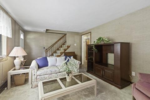 9 Windsor Rd, Beverly, MA 01915 photo 12