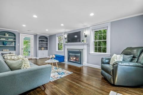227 Hillcrest Rd, Needham, MA 02492 photo 12