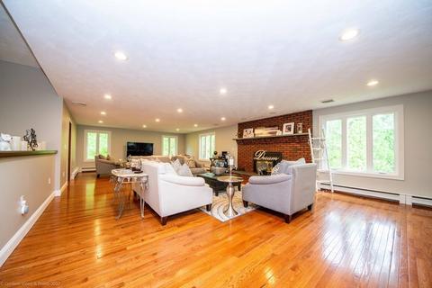 163 Highcrest Rd, Fall River, MA 02720 photo 14