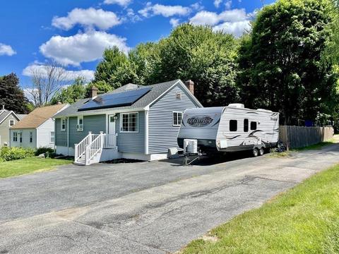 7 Walter St, Worcester, MA 01609 photo 2