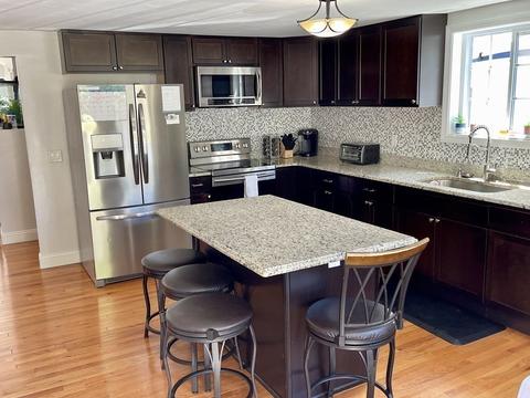 7 Walter St, Worcester, MA 01609 photo 5