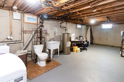 14 Perry St, Chicopee, MA 01013 photo 24
