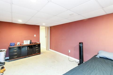 14 Perry St, Chicopee, MA 01013 photo 20