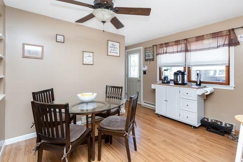 14 Perry St, Chicopee, MA 01013 photo 8