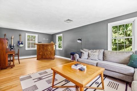 7 W Pine Dr, Walpole, MA 02081 photo 10