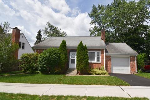74 Ashbrook St, Springfield, MA 01118 photo 1