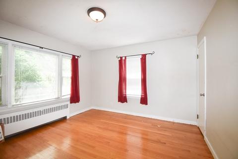 74 Ashbrook St, Springfield, MA 01118 photo 10