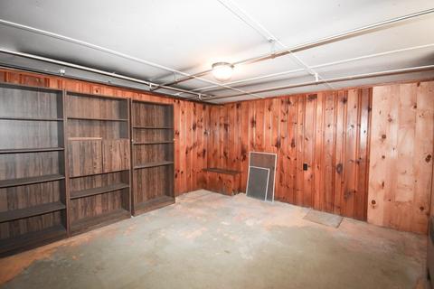 74 Ashbrook St, Springfield, MA 01118 photo 14