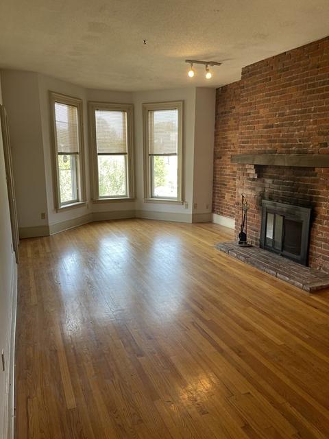 70 Temple St #3, Springfield, MA 01105 photo 5
