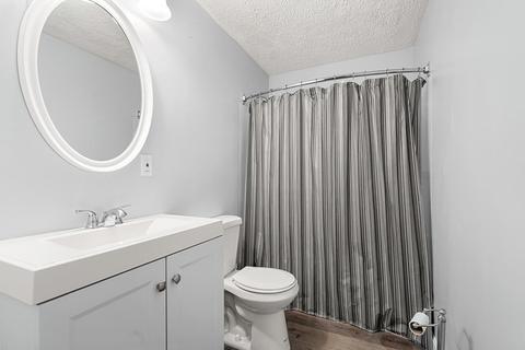 194 Pine St #B6, Danvers, MA 01923 photo 5