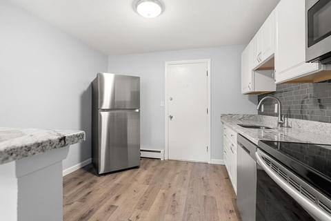194 Pine St #B6, Danvers, MA 01923 photo 4