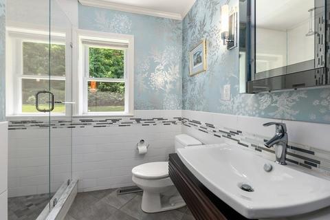 209 E Central St, Natick, MA 01760 photo 12