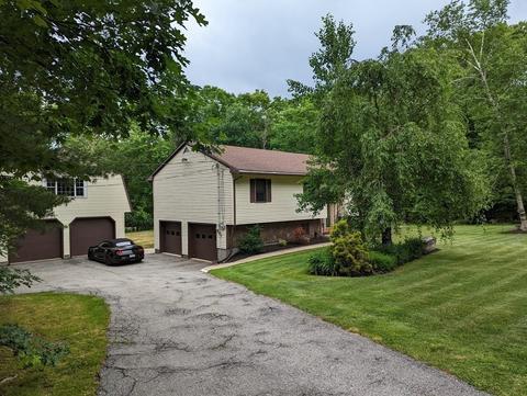 127 Douglas Rd, Webster, MA 01570 photo 5
