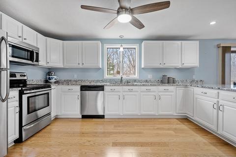 127 Douglas Rd, Webster, MA 01570 photo 14