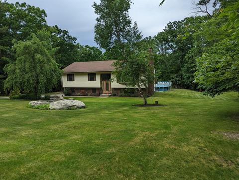 127 Douglas Rd, Webster, MA 01570 photo 2