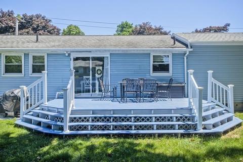 159 Casey Dr, Chicopee, MA 01020 photo 4