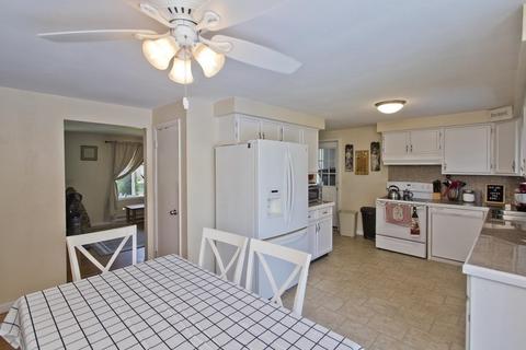 159 Casey Dr, Chicopee, MA 01020 photo 10