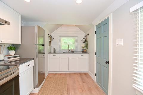 121 Balcom St, Mansfield, MA 02048 photo 6