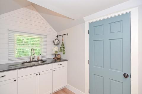 121 Balcom St, Mansfield, MA 02048 photo 8