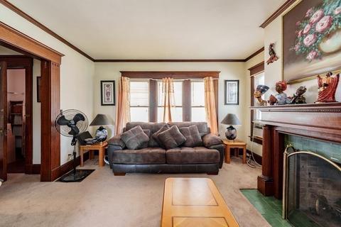 211 Wilbraham Rd, Springfield, MA 01109 photo 5